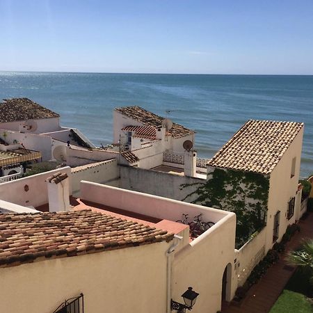 Apartamento Casa Cachita-En 1ª línea de playa Estepona Exterior foto