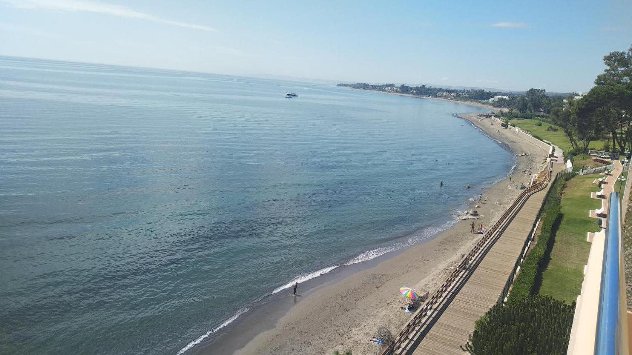 Apartamento Casa Cachita-En 1ª línea de playa Estepona Exterior foto