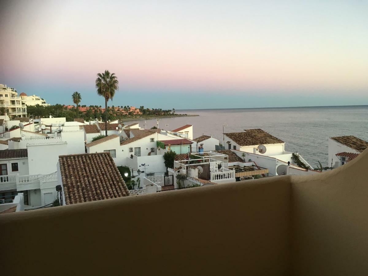 Apartamento Casa Cachita-En 1ª línea de playa Estepona Exterior foto