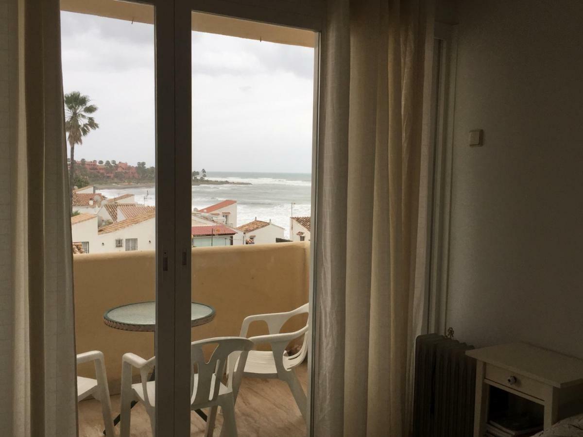 Apartamento Casa Cachita-En 1ª línea de playa Estepona Exterior foto