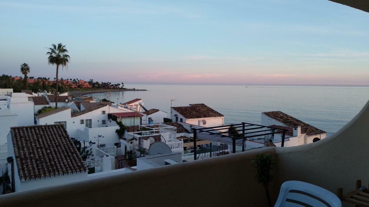 Apartamento Casa Cachita-En 1ª línea de playa Estepona Exterior foto